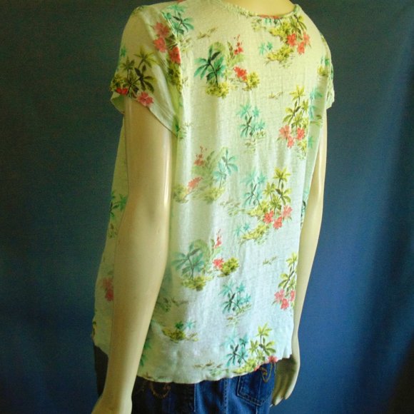 J. Jill love Linen Chartreuse Green Tropical Print T-Shirt L - Picture 4 of 7